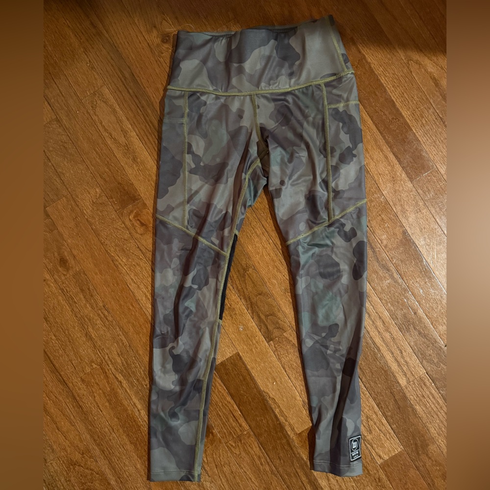 Wattie Ink Camouflage Leggings